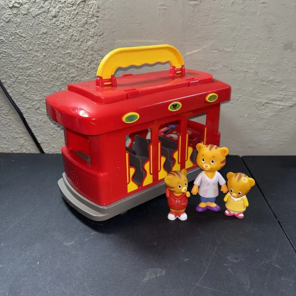 Daniel Tiger's Neighborhood Musical Electronic Trolley Mister Roger's W/Figures